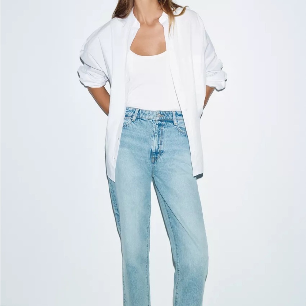 Zara Light Blue Straight Leg Jeans for Women